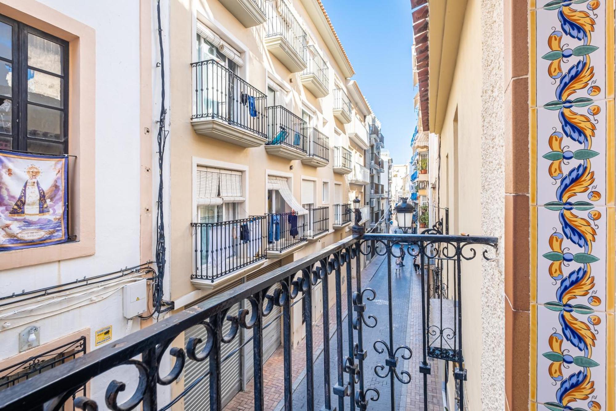 Apartamentos El Castell Benidorm Exterior foto