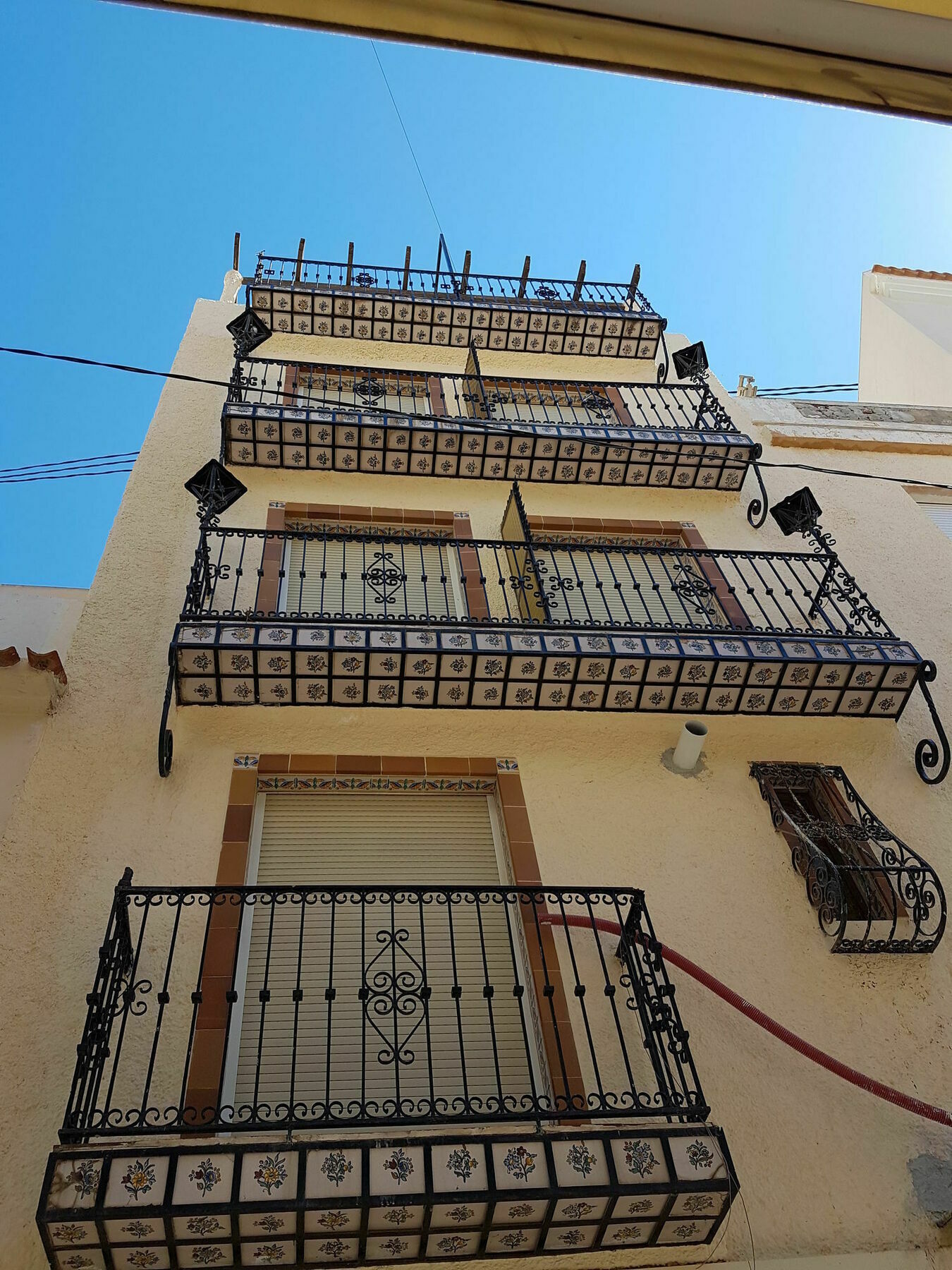 Apartamentos El Castell Benidorm Exterior foto